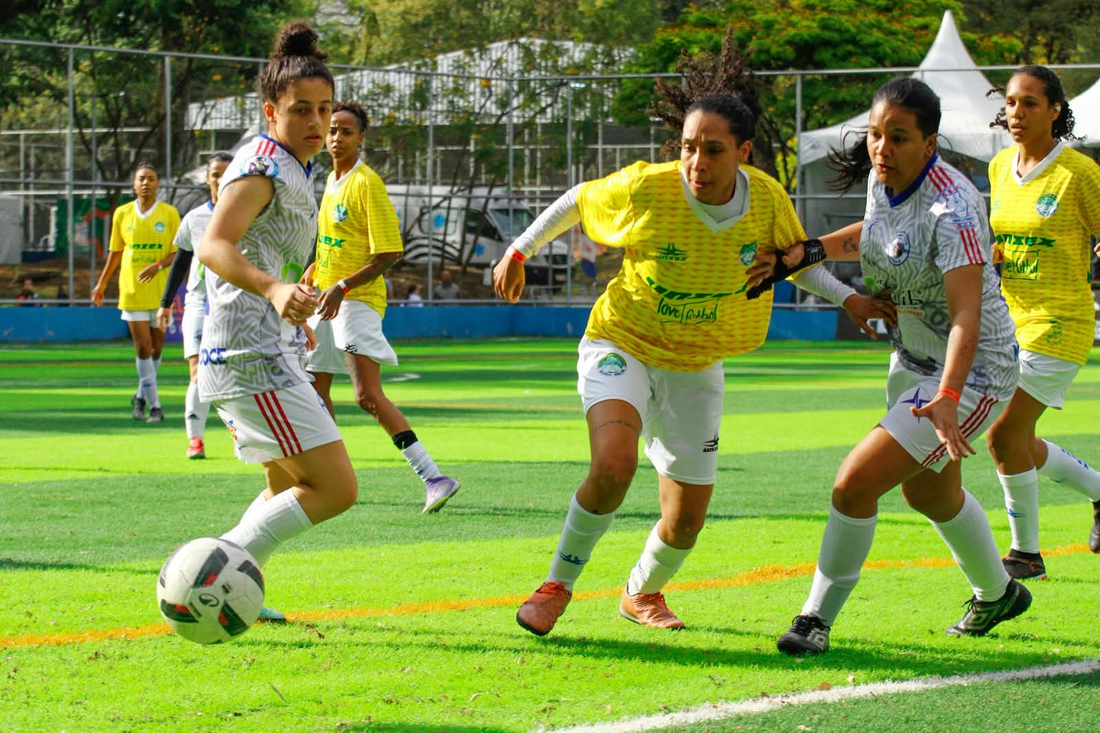 Taça das Favelas São Paulo abre o mata-mata com representantes de diferentes regiões do estado